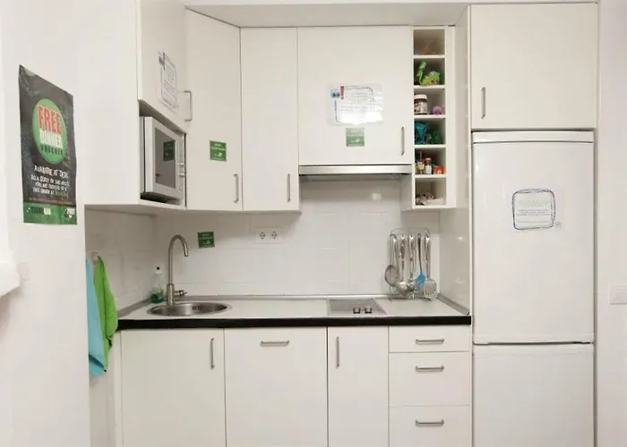 Albergue Onefam Ramblas Barcelona