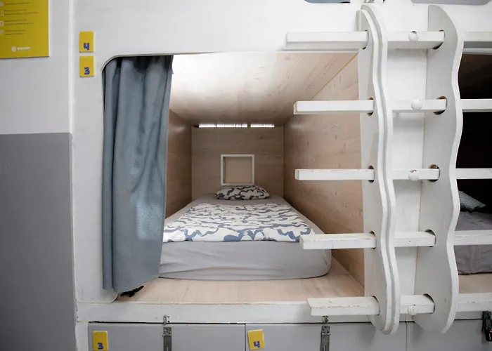 Albergue Onefam Ramblas Barcelona