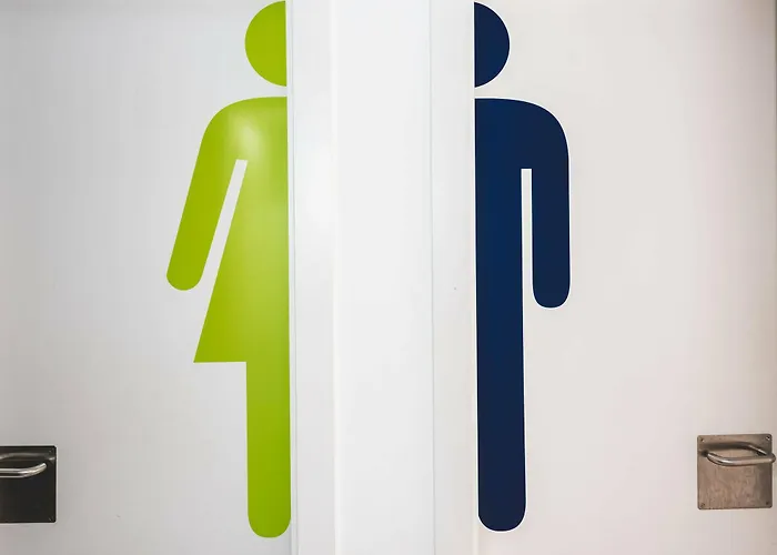 Onefam Ramblas Albergue *