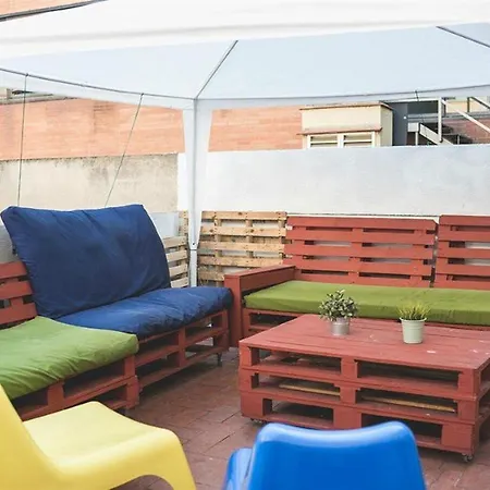 Onefam Ramblas Hostel Barcelona