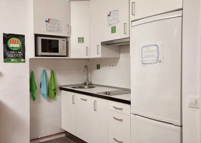 Hostel Onefam Ramblas *